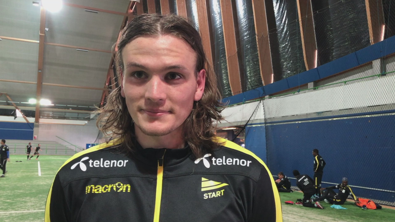 Floki tilbake etter å ha scoret sitt første mål for Island